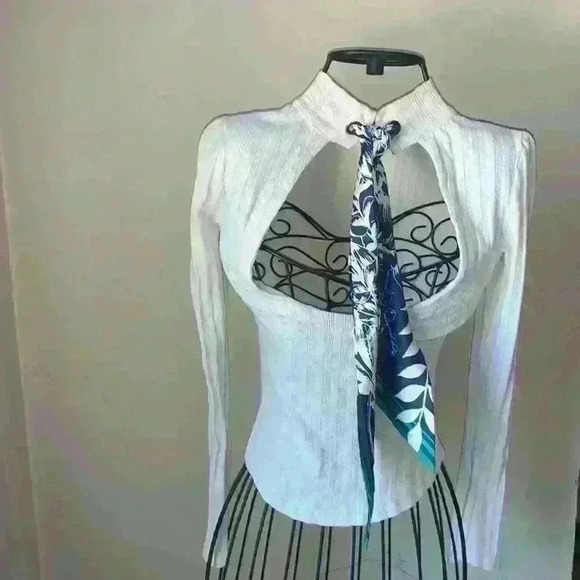 Free People Women's Viola Open Back Blouse - Picture 3 of 6